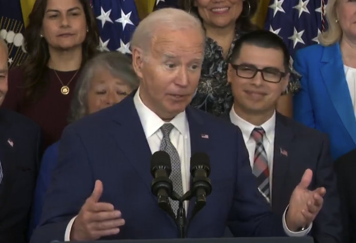 watch:-biden-suffers-yet-another-mid-speech-malfunction-while-announcing-mass-amnesty watch:-biden-suffers-yet-another-mid-speech-malfunction-while-announcing-mass-amnesty
