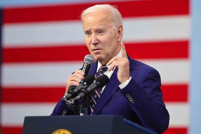 just-in:-cia-contractors-colluded-with-biden-campaign,-report-reveals
