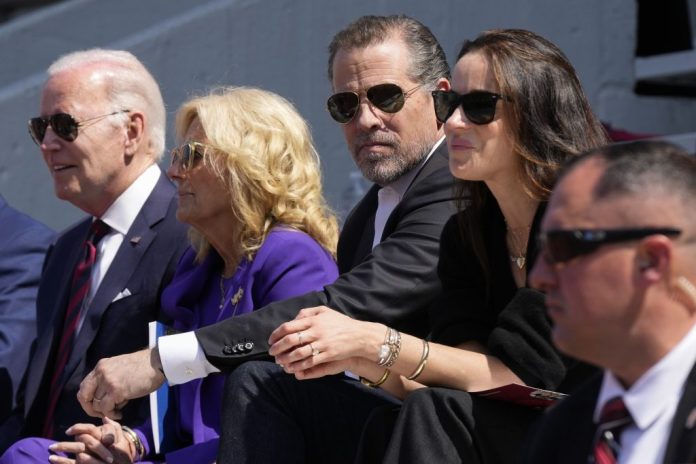 report:-hunter-biden-has-been-attending-white-house-meetings-after-disastrous-debate