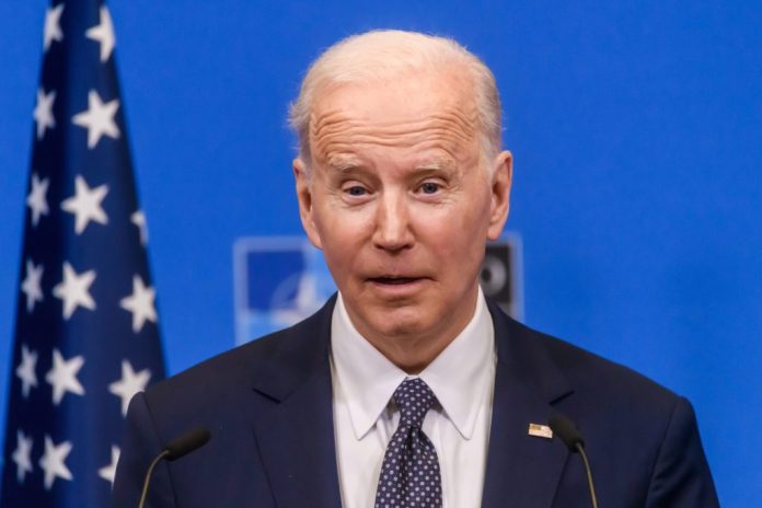 ap-gets-ruthlessly-mocked-for-reporting-biden-both-‘sharp’-and-‘forgetful’