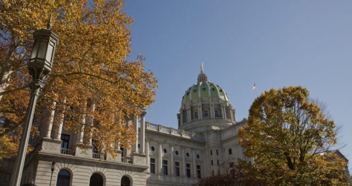 just-in:-pennsylvania-state-capitol-evacuated-over-bomb-threat:-‘in-the-name-of-palestine’