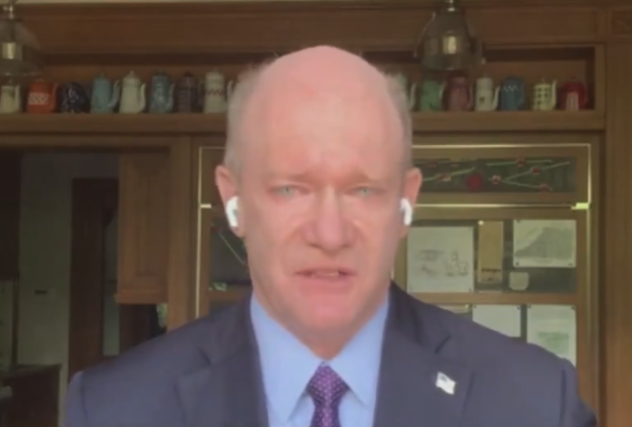 democrat-senator-breaks-down-in-tears-while-honoring-biden-in-bizarre-msnbc-segment democrat-senator-breaks-down-in-tears-while-honoring-biden-in-bizarre-msnbc-segment