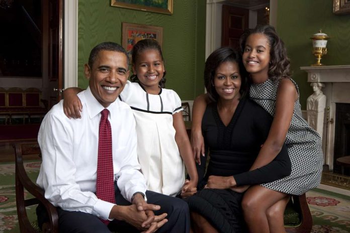 breaking:-obamas-reveal-their-plan-for-the-2024-presidential-race breaking:-obamas-reveal-their-plan-for-the-2024-presidential-race