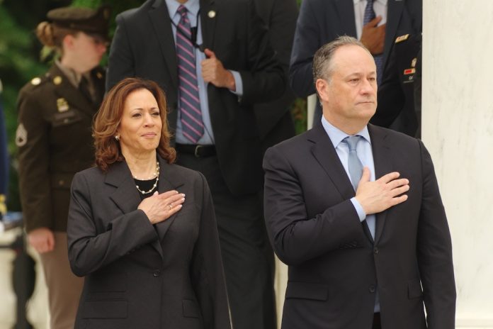 report:-kamala-was-‘humiliated’-by-husband’s-affair,-made-shocking-vp-decision-to-cover-it-up report:-kamala-was-‘humiliated’-by-husband’s-affair,-made-shocking-vp-decision-to-cover-it-up