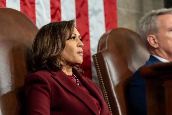 breaking:-kamala-folds,-accepts-one-debate-but-cowers-out-of-two breaking:-kamala-folds,-accepts-one-debate-but-cowers-out-of-two