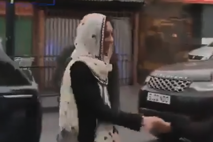 resurfaced-video-of-kate-middleton-in-a-hijab-shocks-fans resurfaced-video-of-kate-middleton-in-a-hijab-shocks-fans