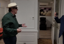 Mike Lindell Shaves His Mustache, Goes Undercover To Heckle Democrats At DNC mike-lindell-shaves-his-mustache,-goes-undercover-to-heckle-democrats-at-dnc