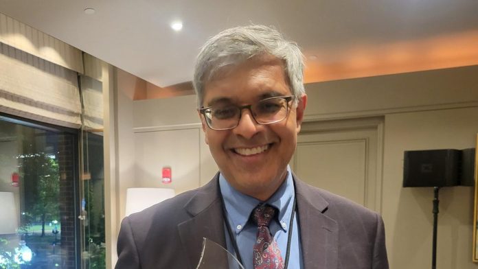 jay-bhattacharya-nih.jpg
