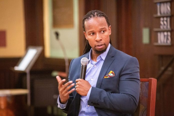Ibram-X.-Kendi.jpg
