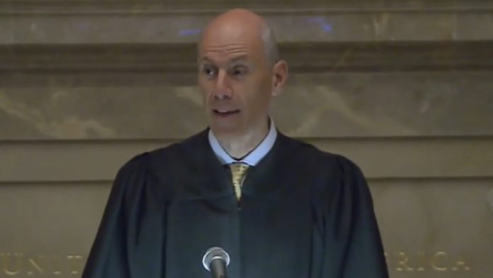 judge-boasberg-accuses-doj-of-evading-its-obligations-makes-new-insane-demands-in-enemies-alien-act-case-trump-responds-the-gateway-pundit-2025-03-21t000014-000z