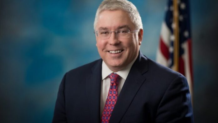 west-virginia-governor-morrisey-signs-bill-defining-man-and-woman-based-on-biology-the-gateway-pundit-2025-03-17t134544-000z