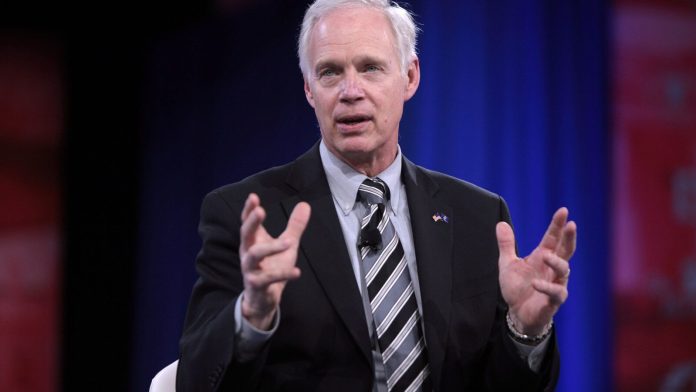 sen-ron-johnson-says-top-cdc-covid-vaccine-safety-official-may-have-deleted-or-destroyed-key-records-calls-for-investigation-the-gateway-pundit-2025-04-13t224030-000z