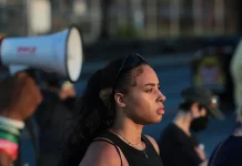 New Jersey Democrats Stage Detention Center Photo-Op Ahead Of Midterms
