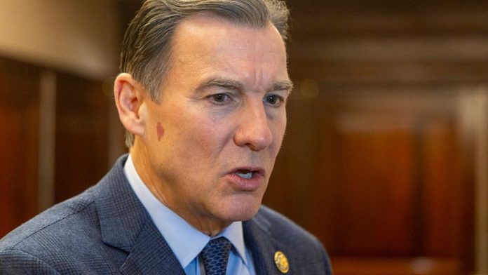 democrat-uyghur-champion-invested-in-chi