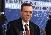 Trump Taps Harvard Scientist To Lead New Pentagon UFO Council