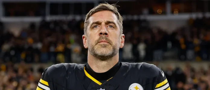 aaron-rodgers-unloads-on-fauci-live-on-e