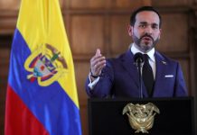 Colombian President Asks Trump to Suspend Tariffs After Devastating Earthquake