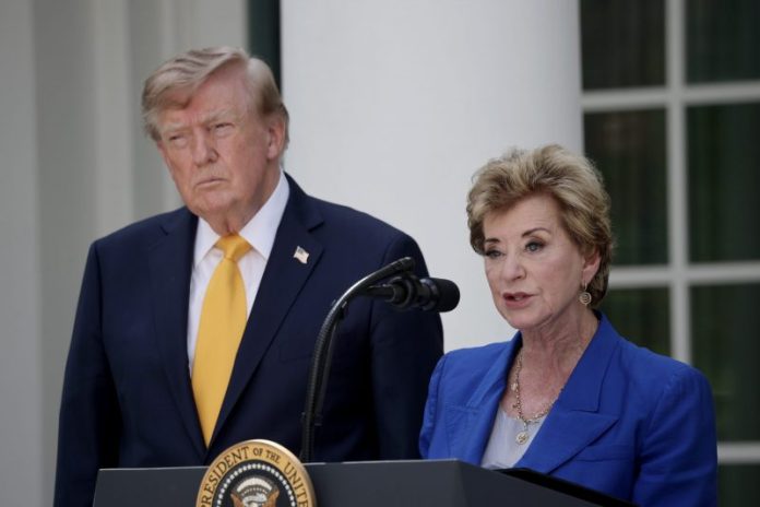trump-mcmahon-host-white-house-back-to-s