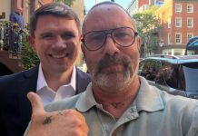 Democrats Fundraise With Filmmaker Who Called America ‘Sh*thole’ Ahead of 250th