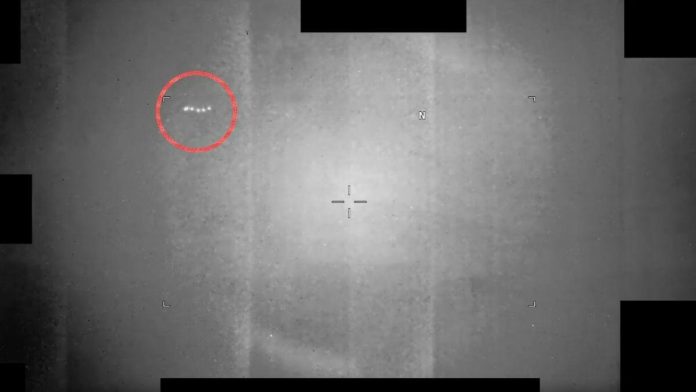 pentagon-releases-ufo-videos-objects-mov