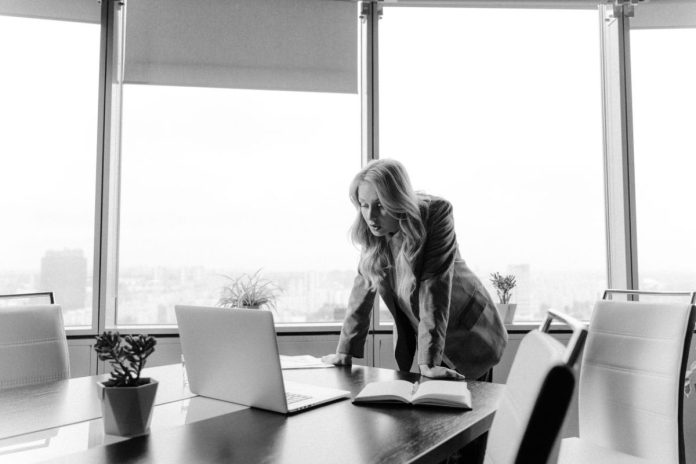 female-managers-tell-women-stop-having-k